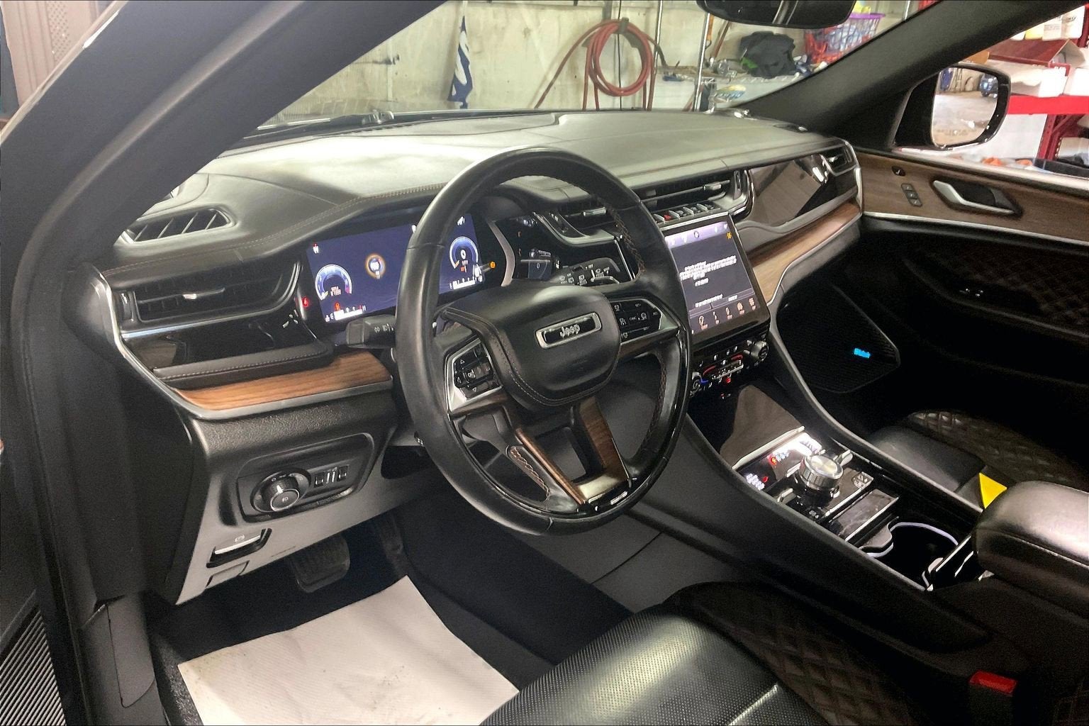 2023 Jeep Grand Cherokee L Summit