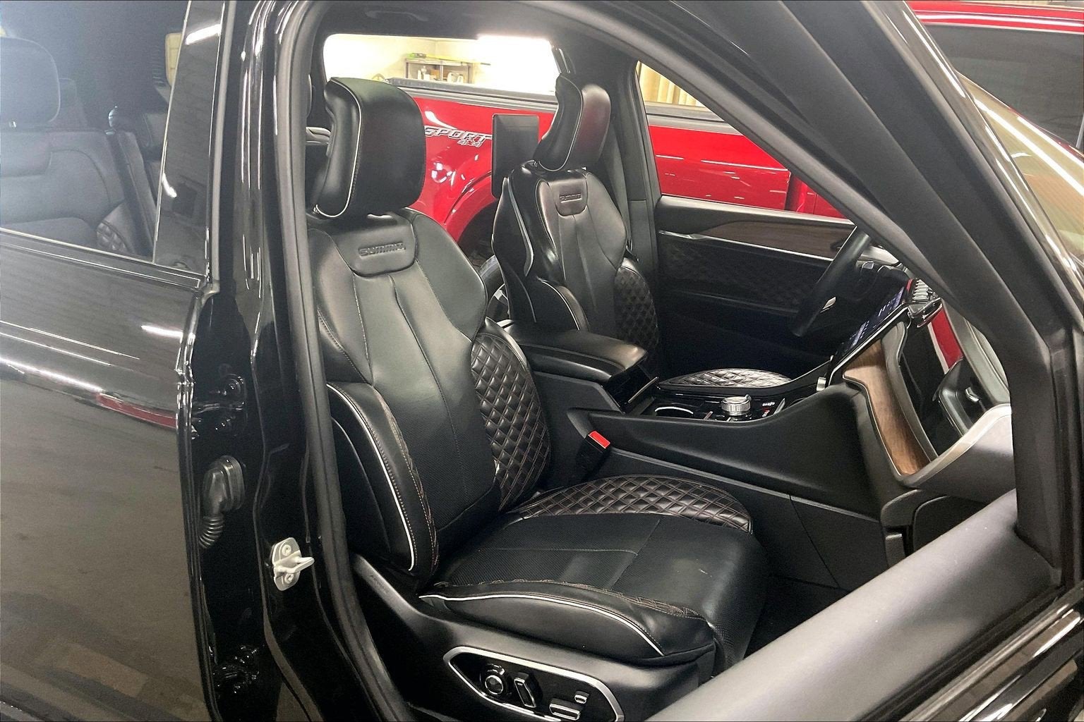 2023 Jeep Grand Cherokee L Summit