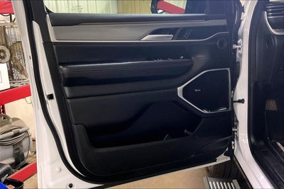 2026 Jeep Grand Wagoneer Limited Reserve