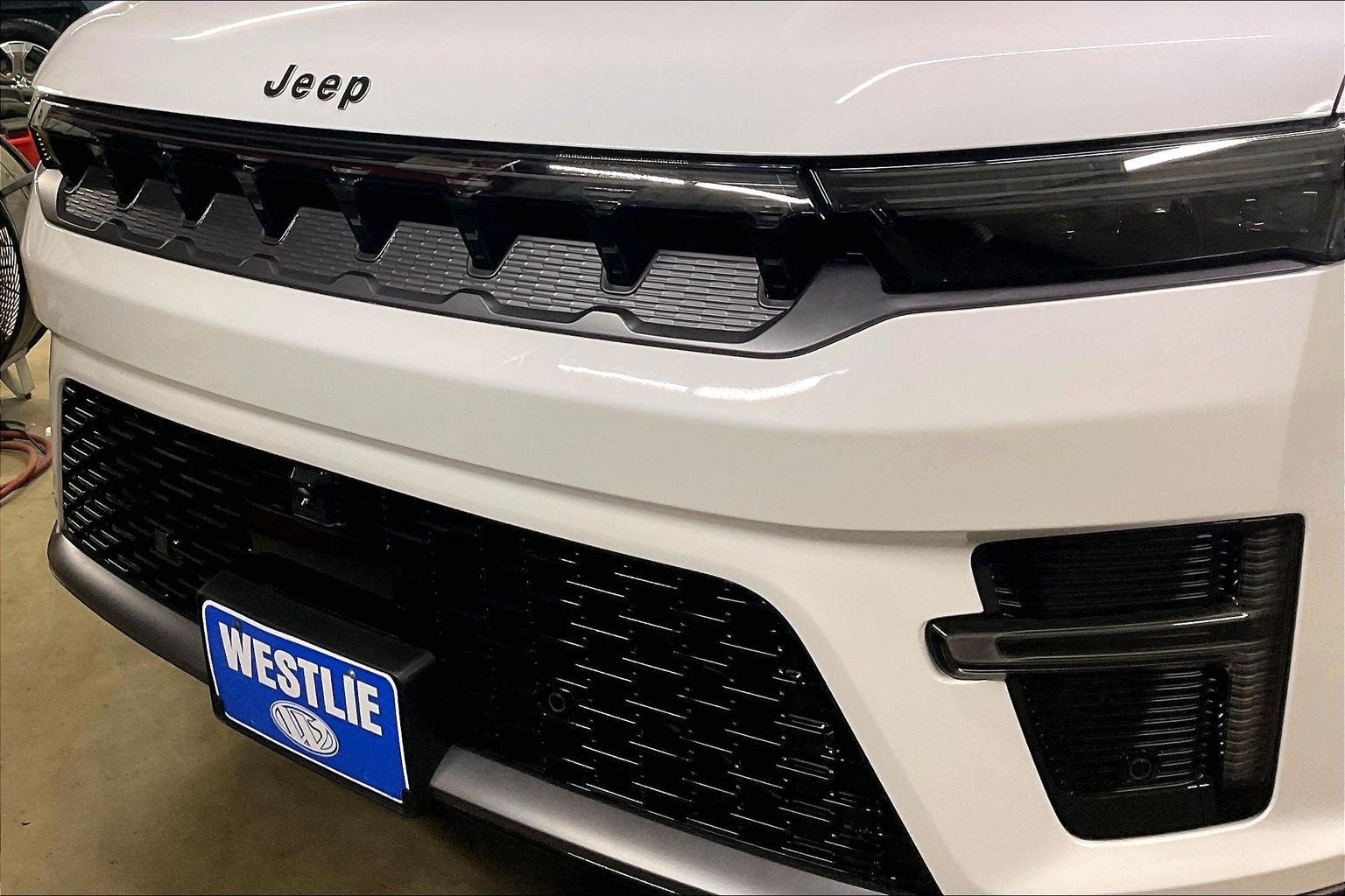 2026 Jeep Grand Wagoneer Limited Reserve