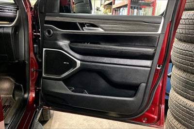 2022 Jeep Wagoneer Series III