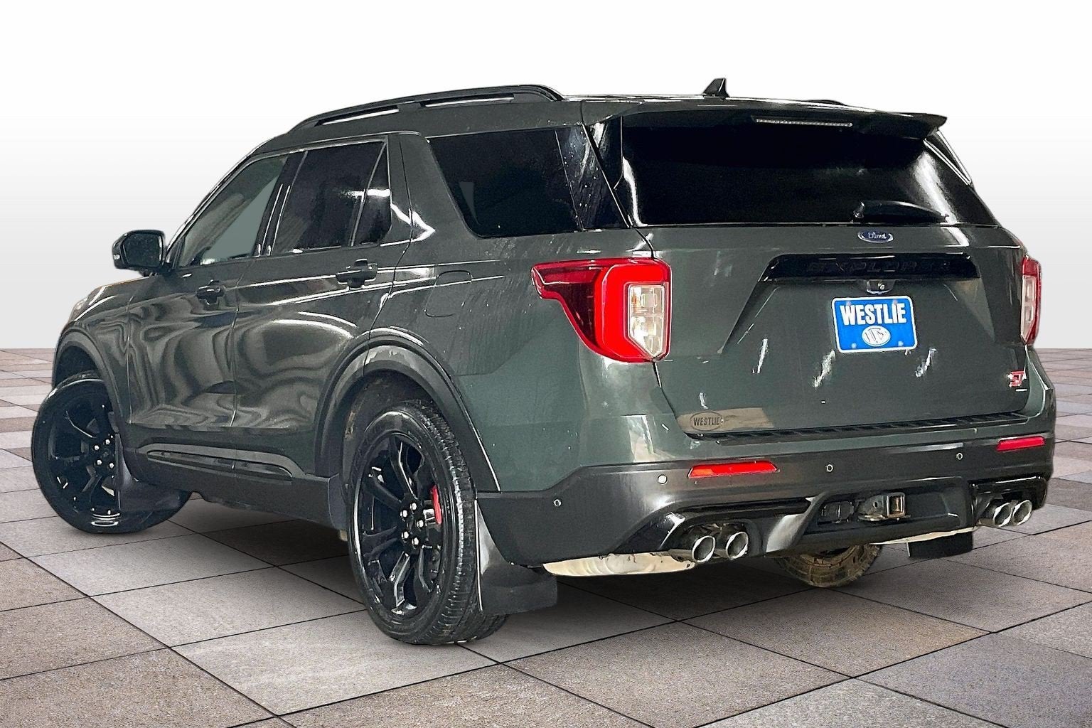 2022 Ford Explorer ST