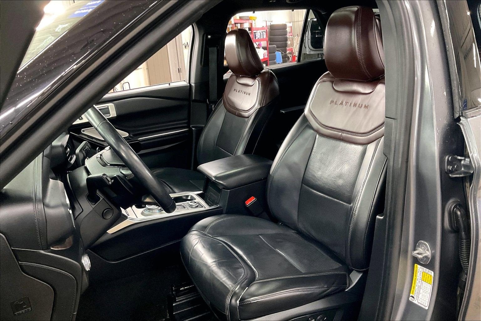 2021 Ford Explorer Platinum