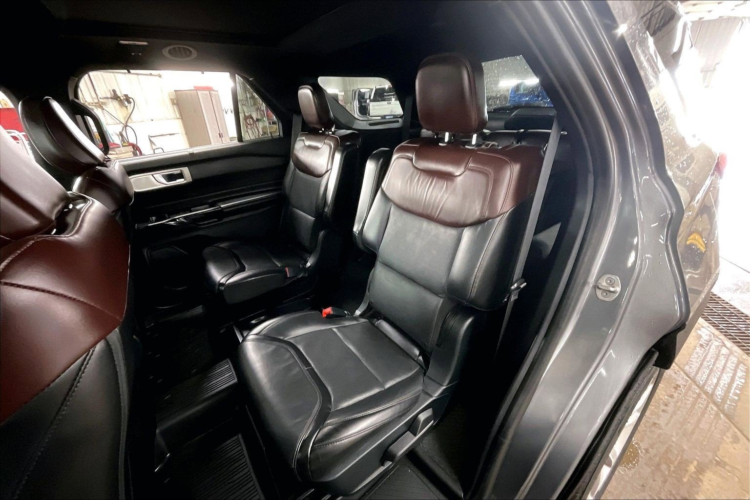 2021 Ford Explorer Platinum