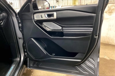 2021 Ford Explorer Platinum