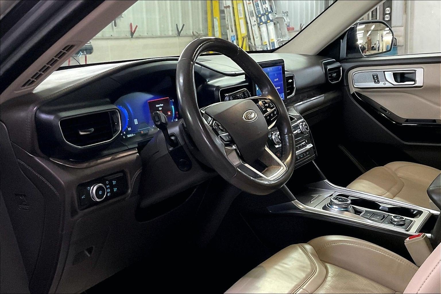 2021 Ford Explorer Platinum