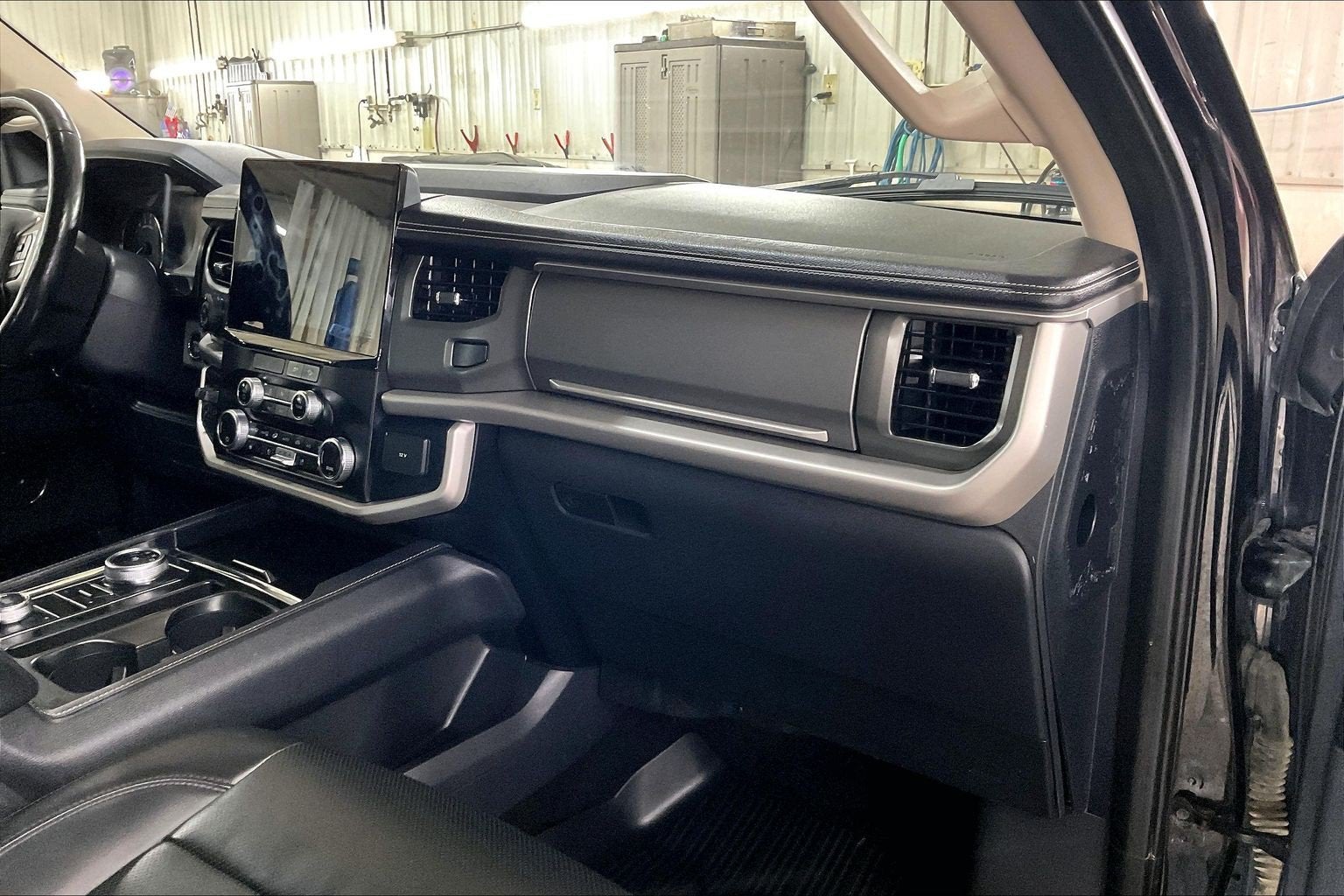 2023 Ford Expedition Max XLT