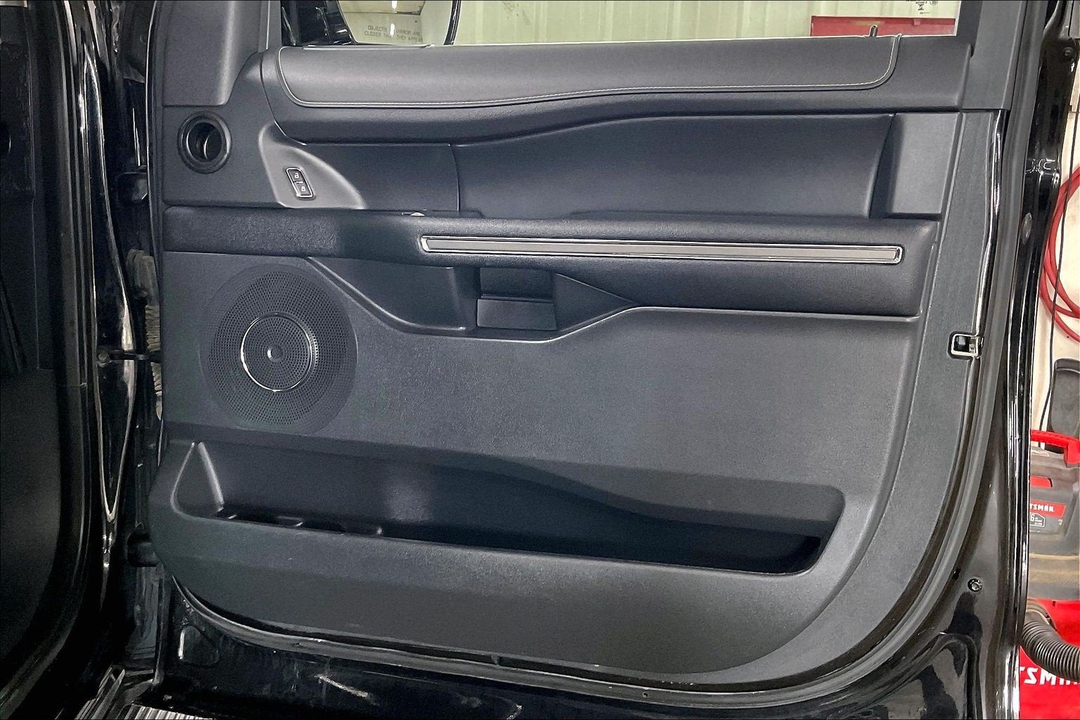 2023 Ford Expedition Max XLT