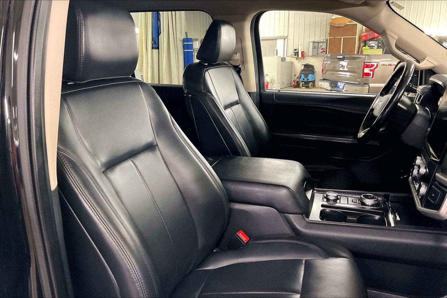 2023 Ford Expedition Max XLT