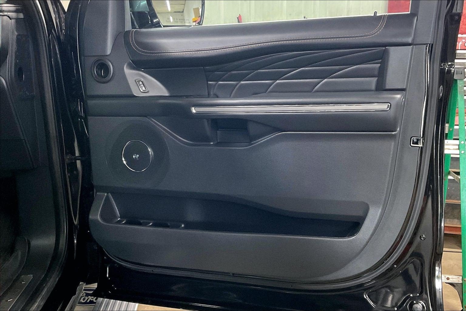 2024 Ford Expedition Max Platinum