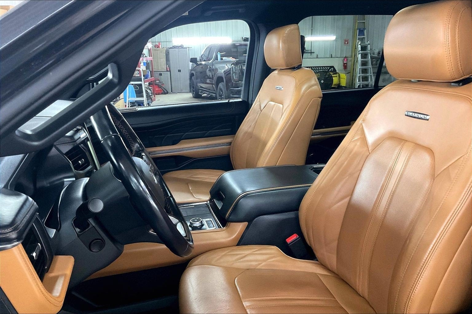 2022 Ford Expedition Max Platinum