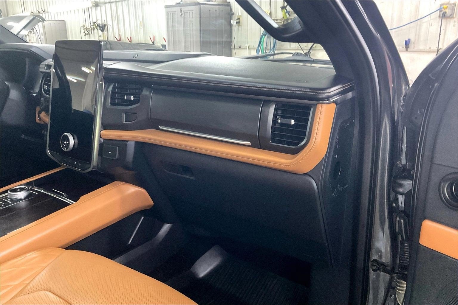 2022 Ford Expedition Max Platinum