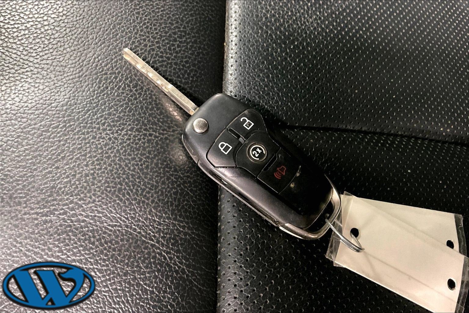 2022 Ford Super Duty F-250 SRW LARIAT