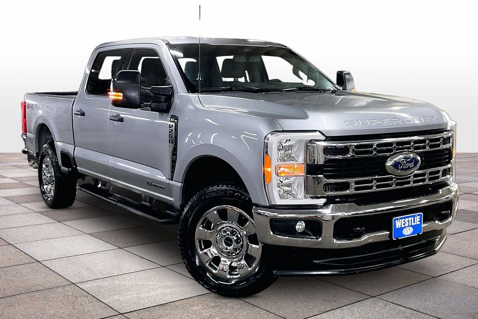 2023 Ford Super Duty F-250 SRW XLT