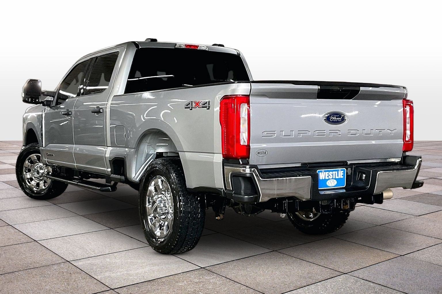 2023 Ford Super Duty F-250 SRW XLT
