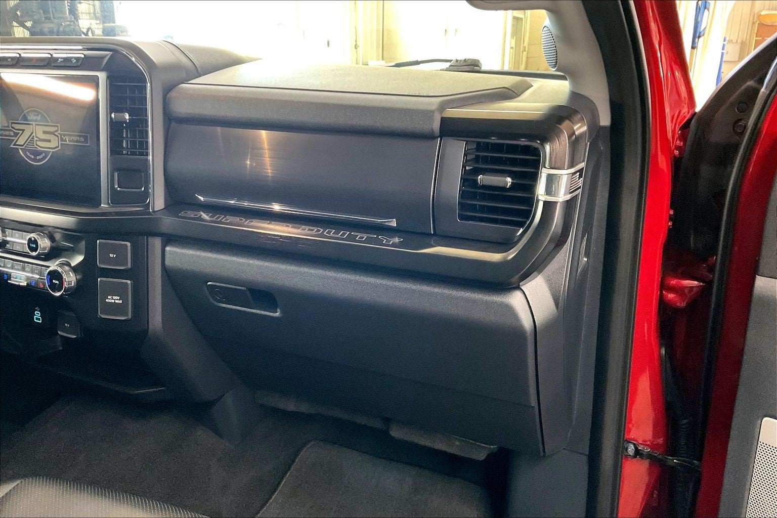 2023 Ford Super Duty F-250 SRW LARIAT