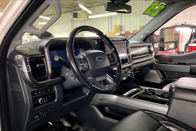2023 Ford Super Duty F-250 SRW LARIAT
