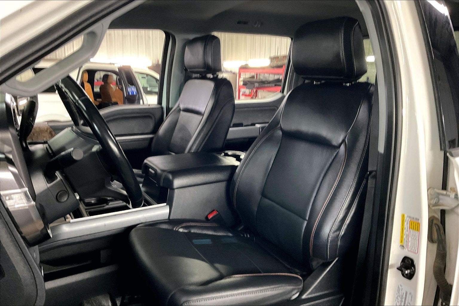 2023 Ford Super Duty F-250 SRW LARIAT