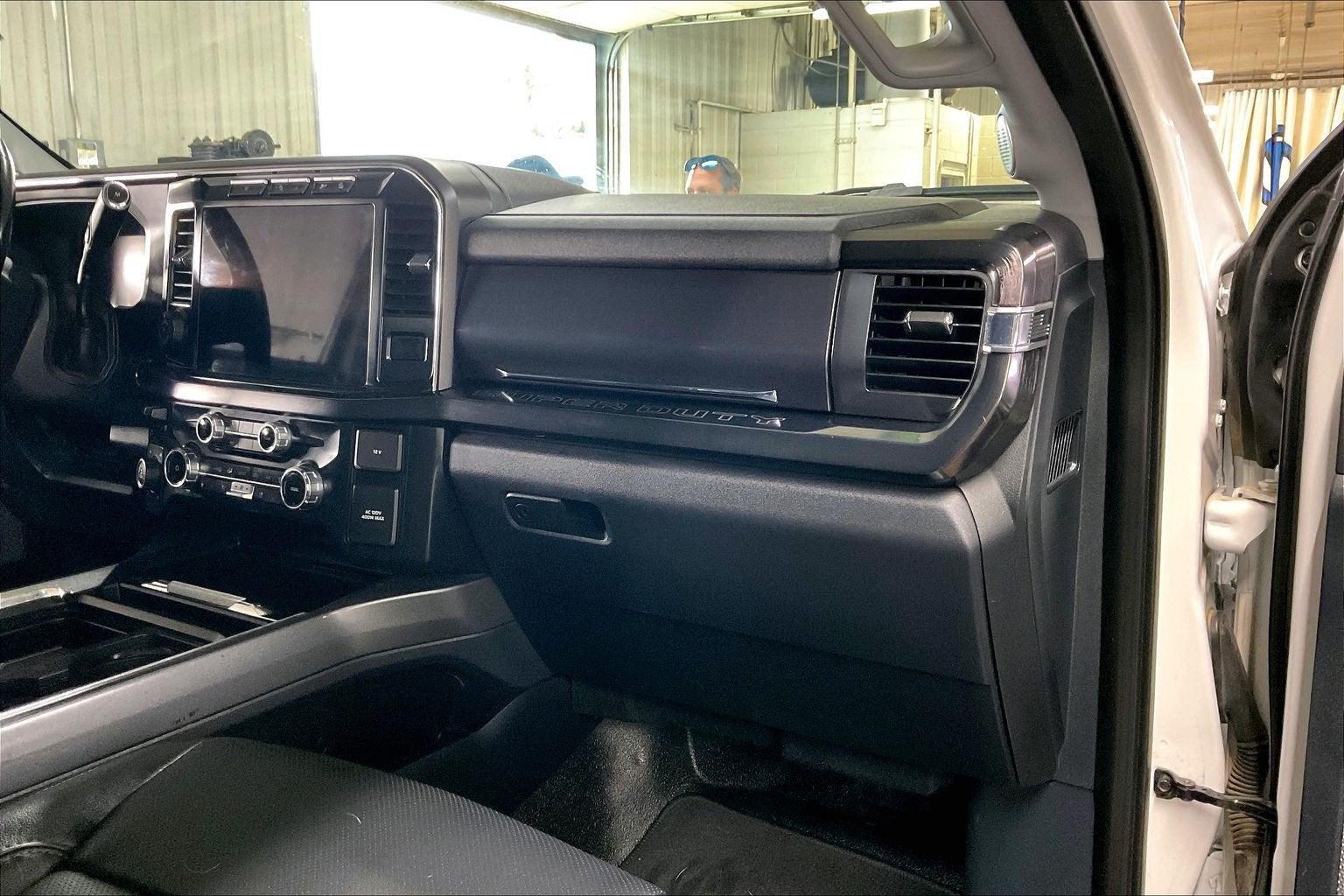 2023 Ford Super Duty F-250 SRW LARIAT