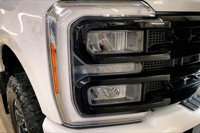 2023 Ford Super Duty F-250 SRW LARIAT