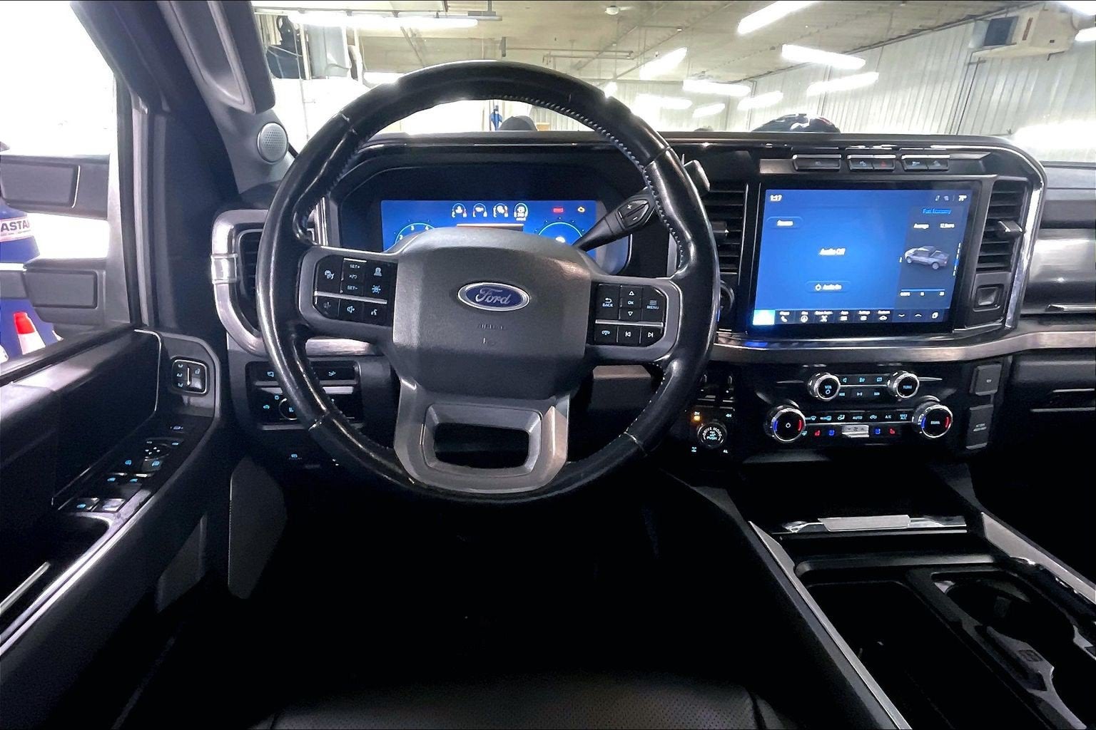 2023 Ford Super Duty F-250 SRW LARIAT