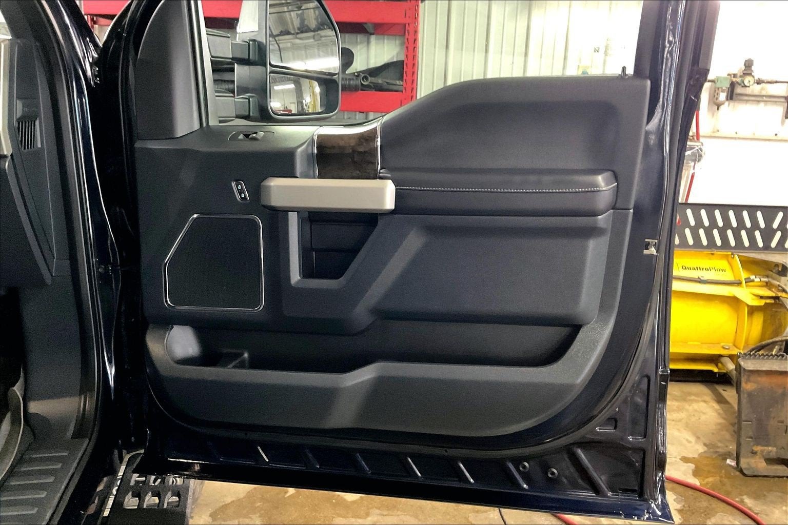 2022 Ford Super Duty F-350 SRW LARIAT