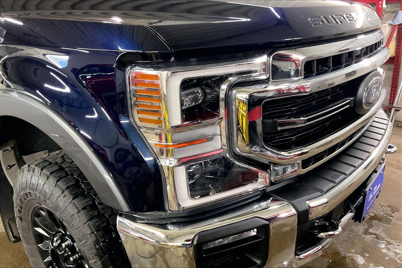 2022 Ford Super Duty F-350 SRW LARIAT