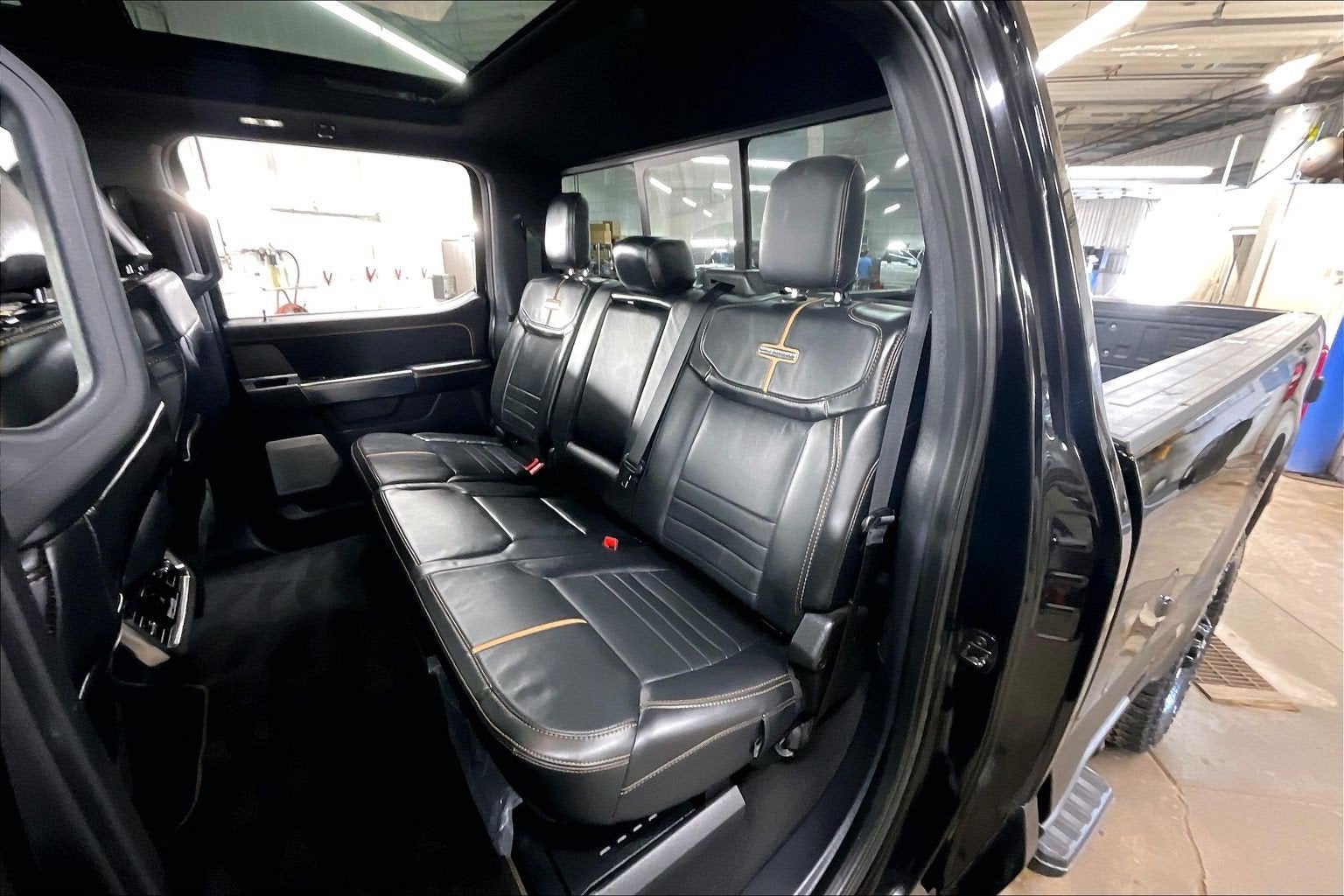 2024 Ford Super Duty F-350 SRW Platinum