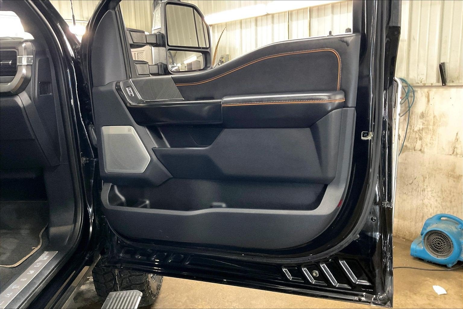 2024 Ford Super Duty F-350 SRW Platinum