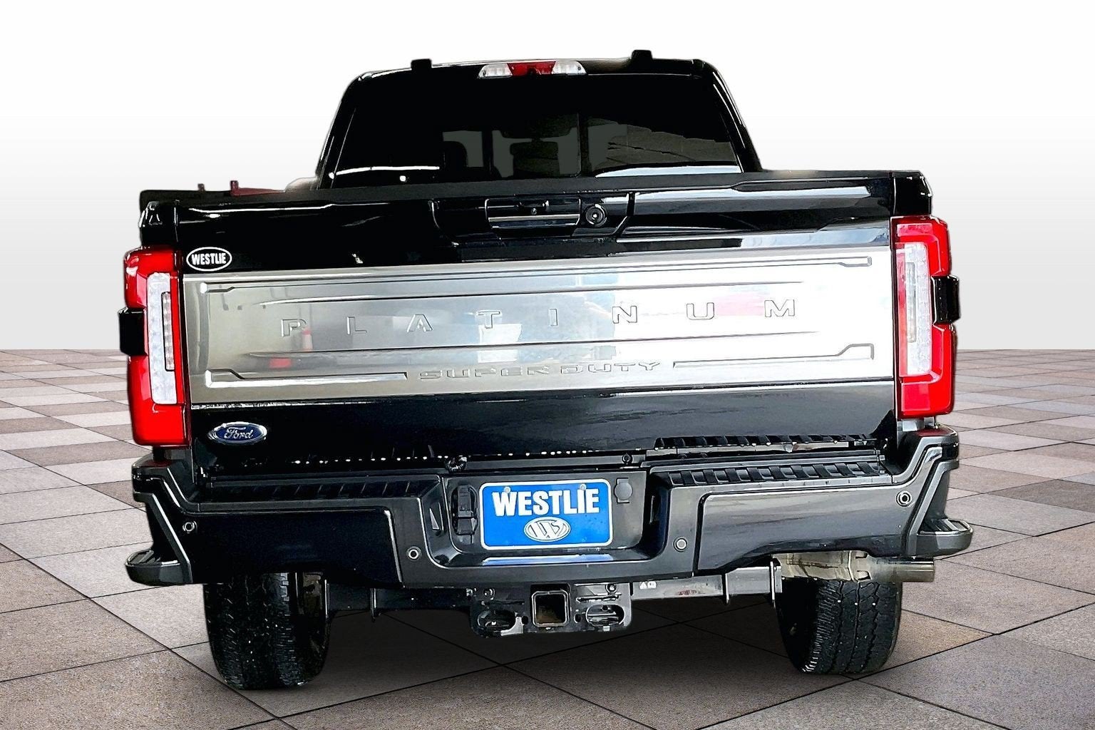 2024 Ford Super Duty F-350 SRW Platinum