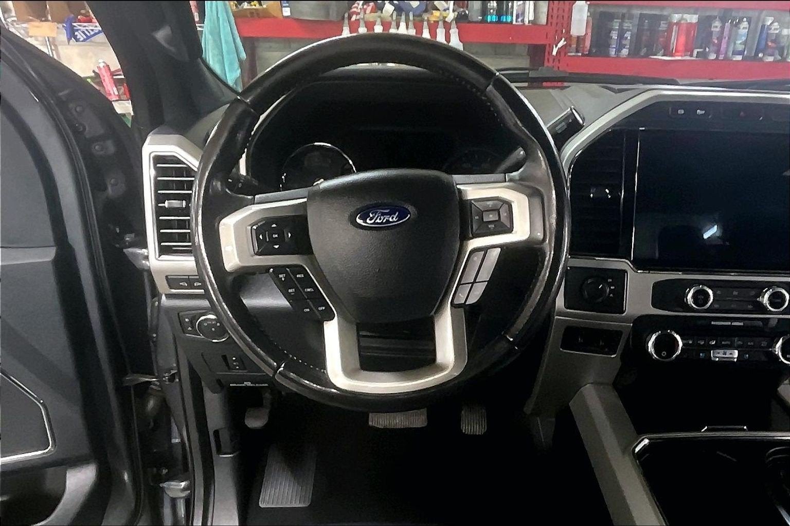 2022 Ford Super Duty F-250 SRW LARIAT