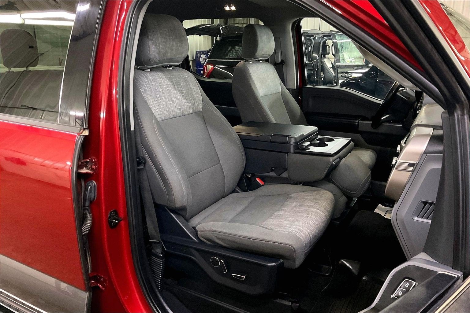 2021 Ford F-150 Base