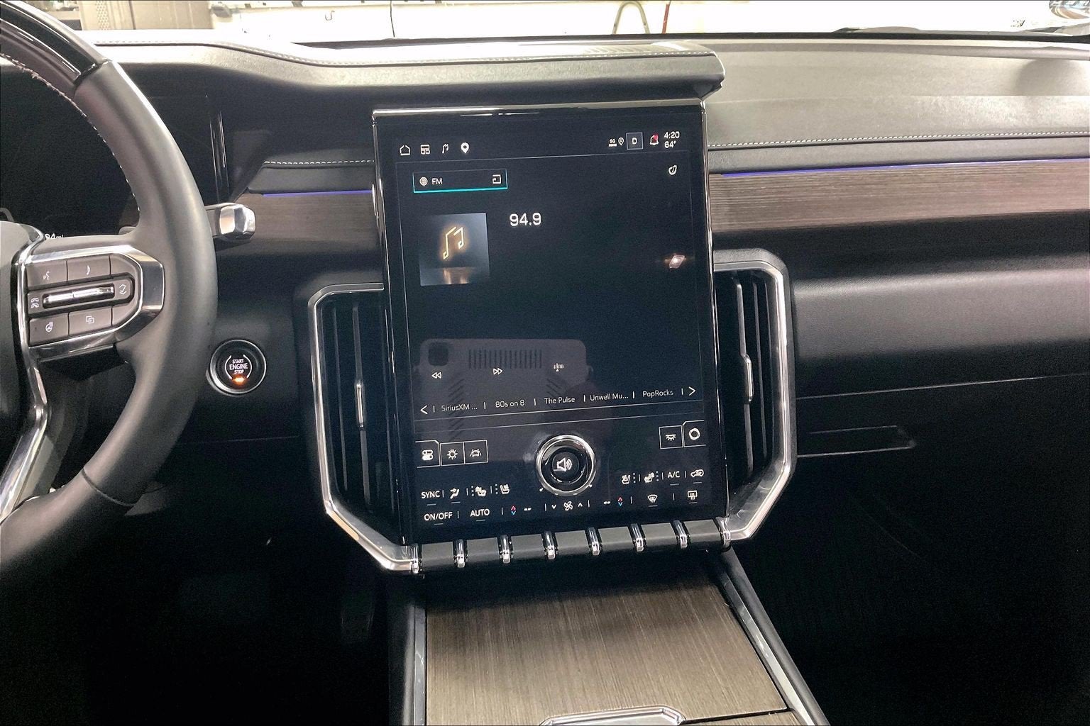 2025 GMC Acadia AWD Denali