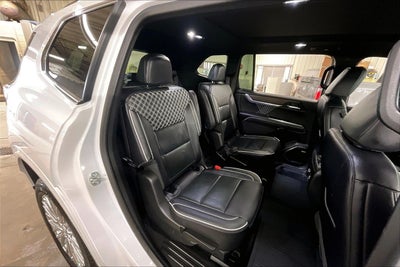 2025 GMC Acadia AWD Denali