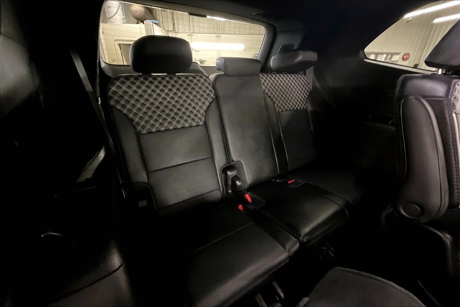 2025 GMC Acadia AWD Denali