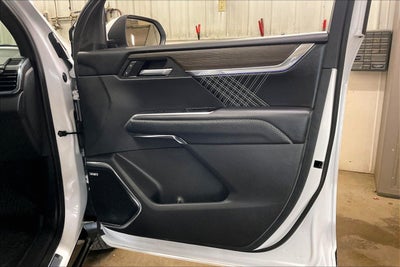 2025 GMC Acadia AWD Denali