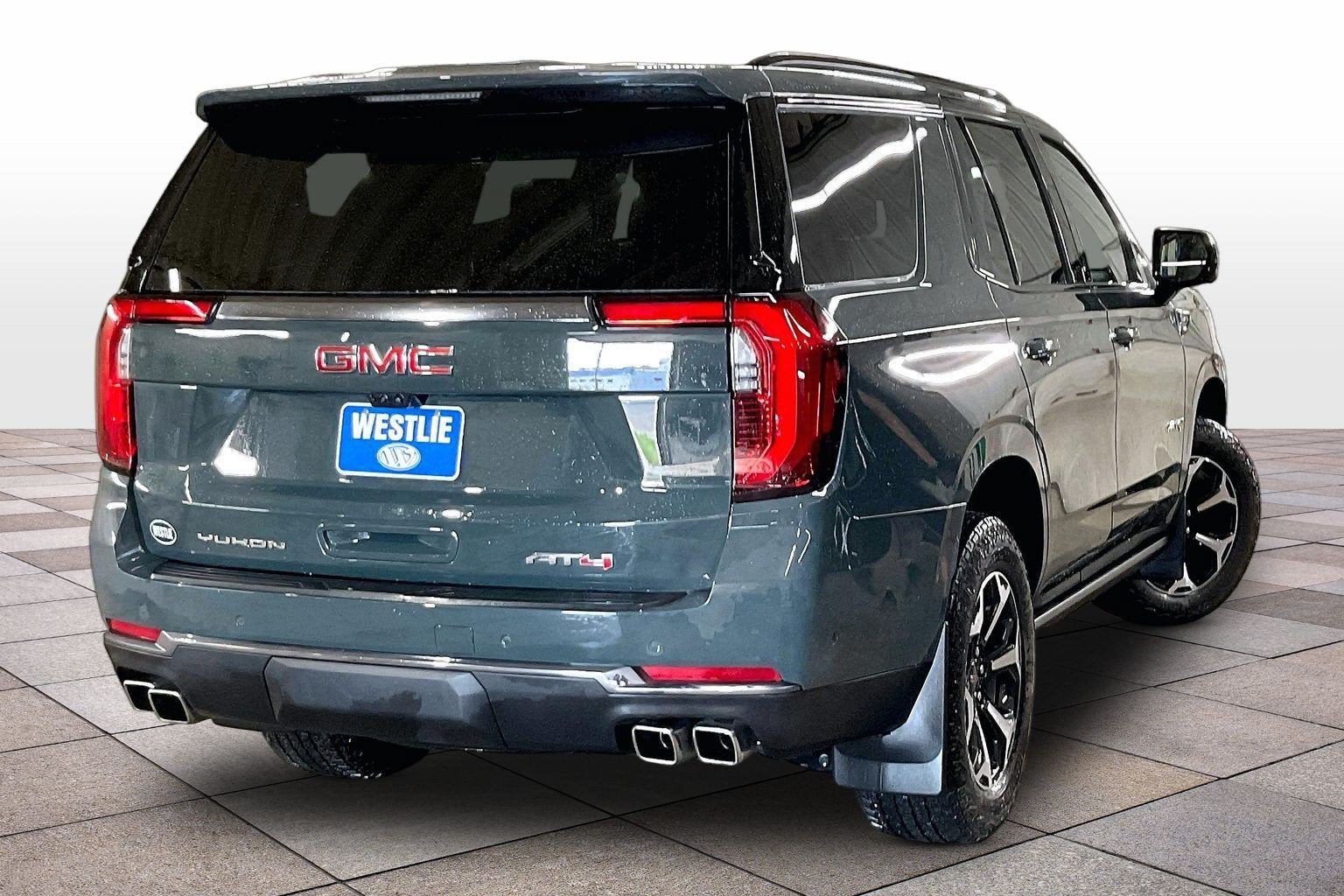 2025 GMC Yukon AT4