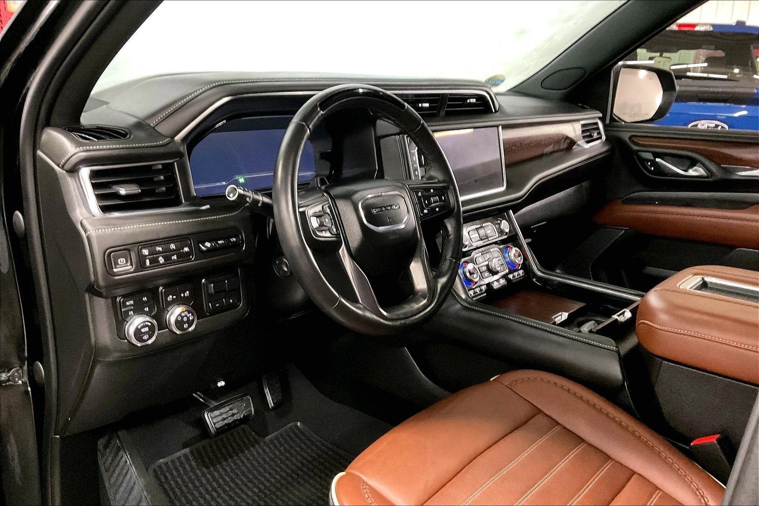 2023 GMC Yukon XL Denali Ultimate