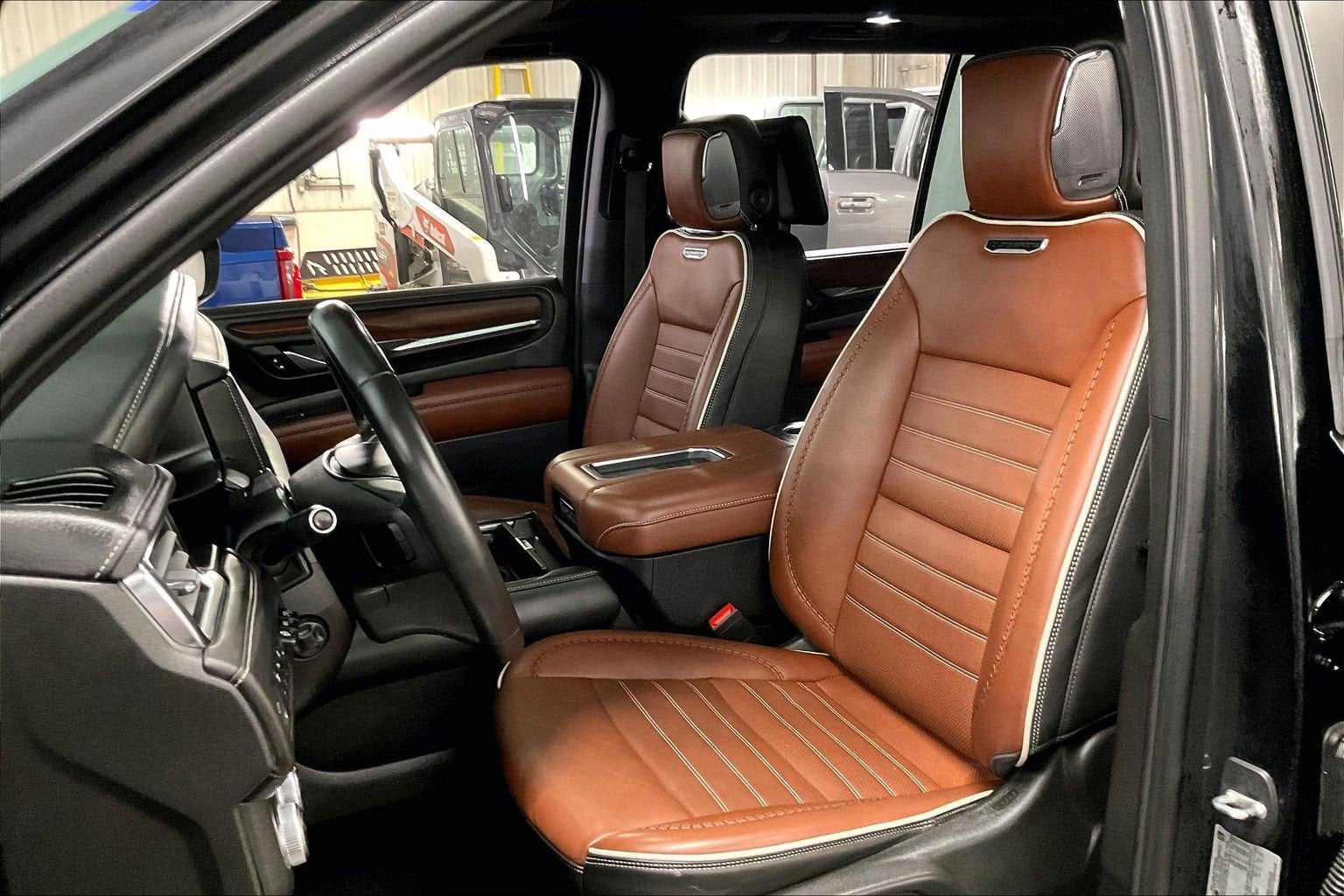 2023 GMC Yukon XL Denali Ultimate