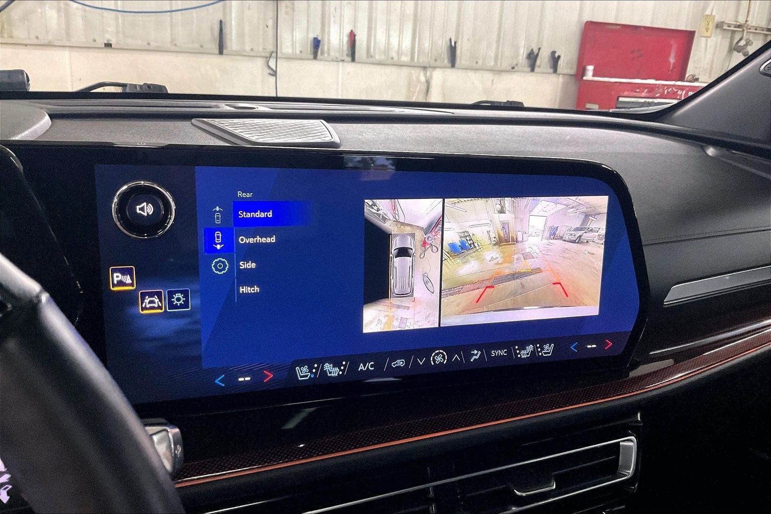 2024 Chevrolet Traverse AWD RS