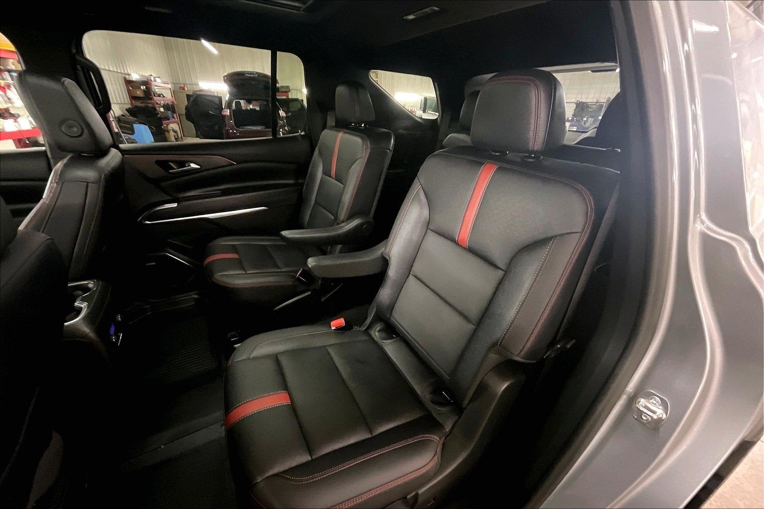 2024 Chevrolet Traverse AWD RS