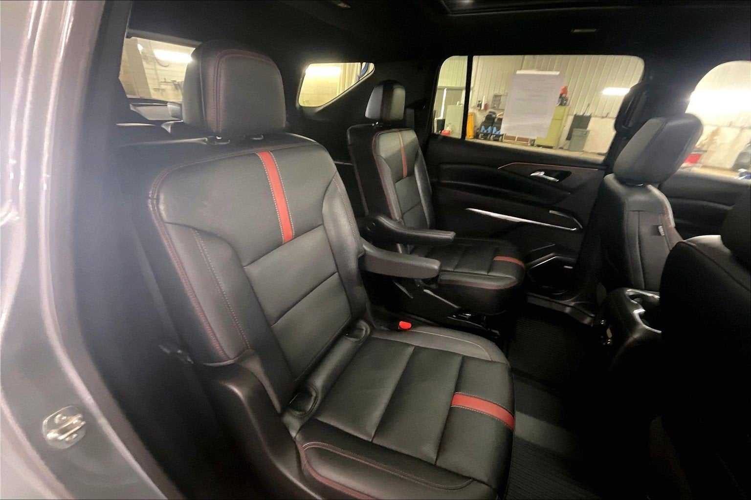 2024 Chevrolet Traverse AWD RS