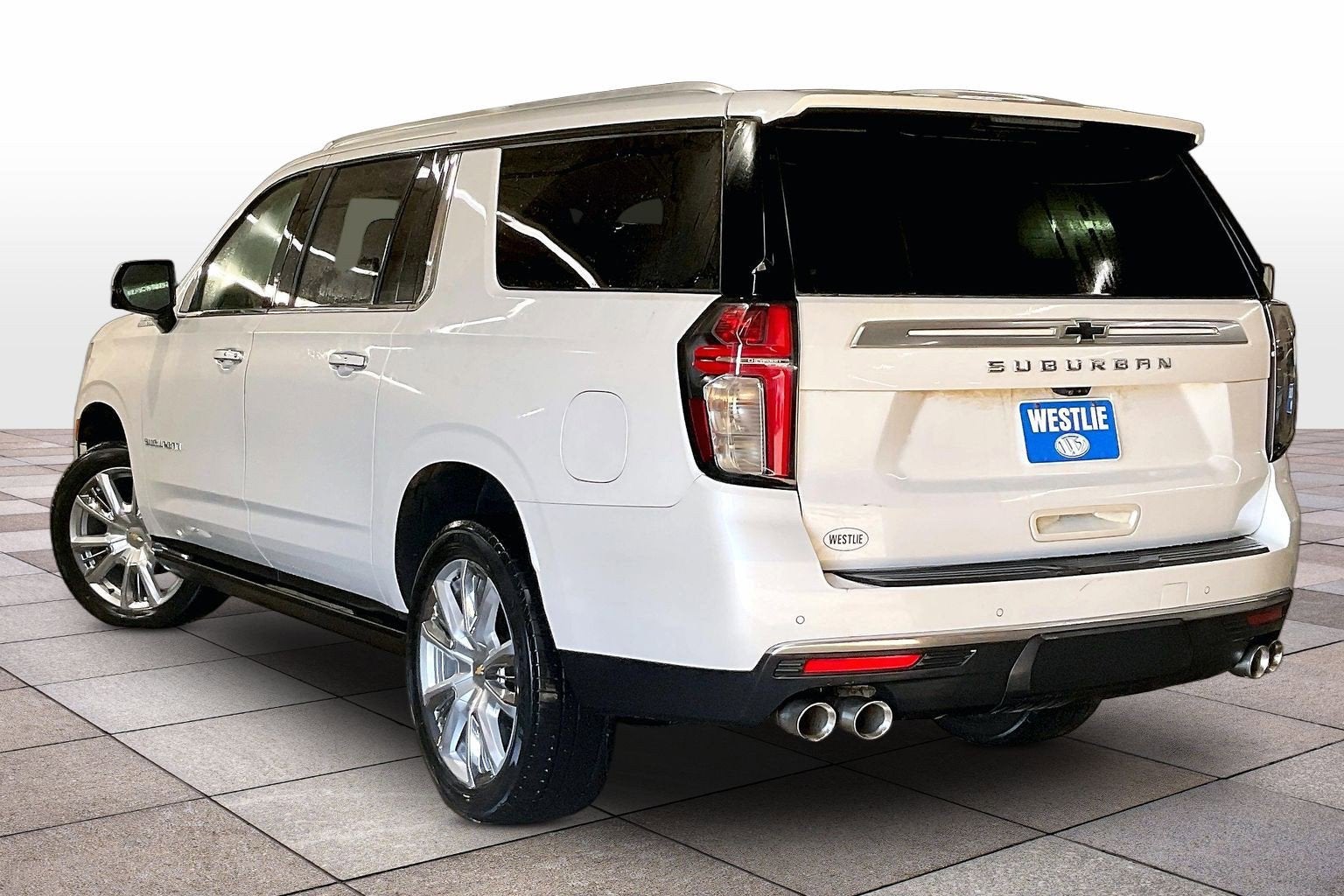 2021 Chevrolet Suburban High Country