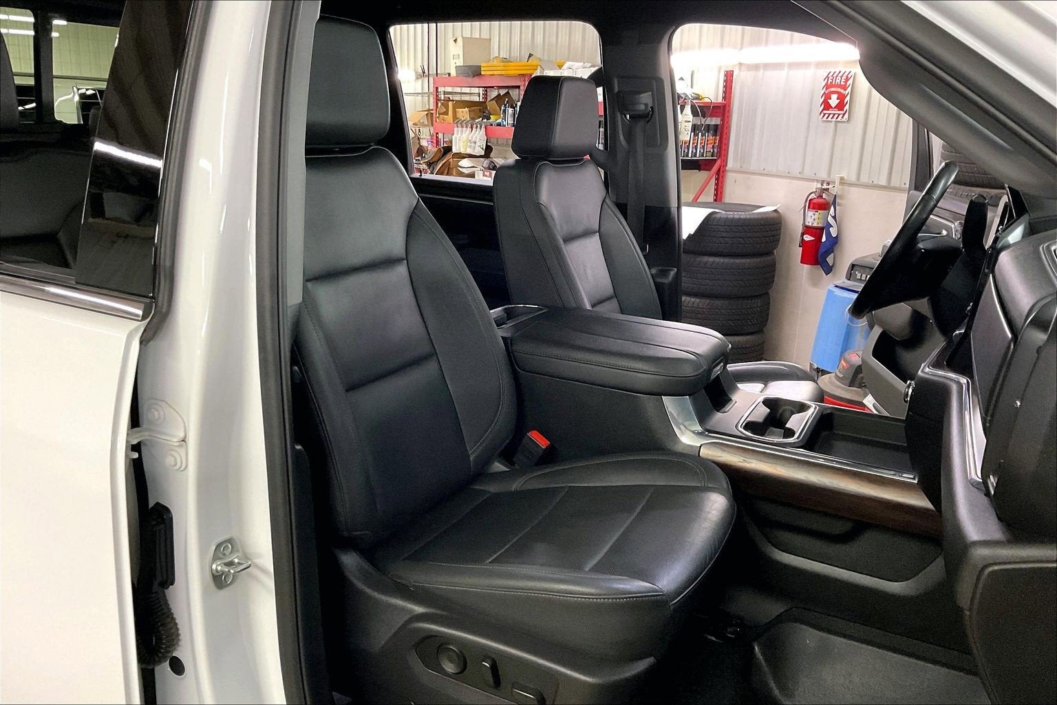 2025 GMC Sierra 2500HD SLT