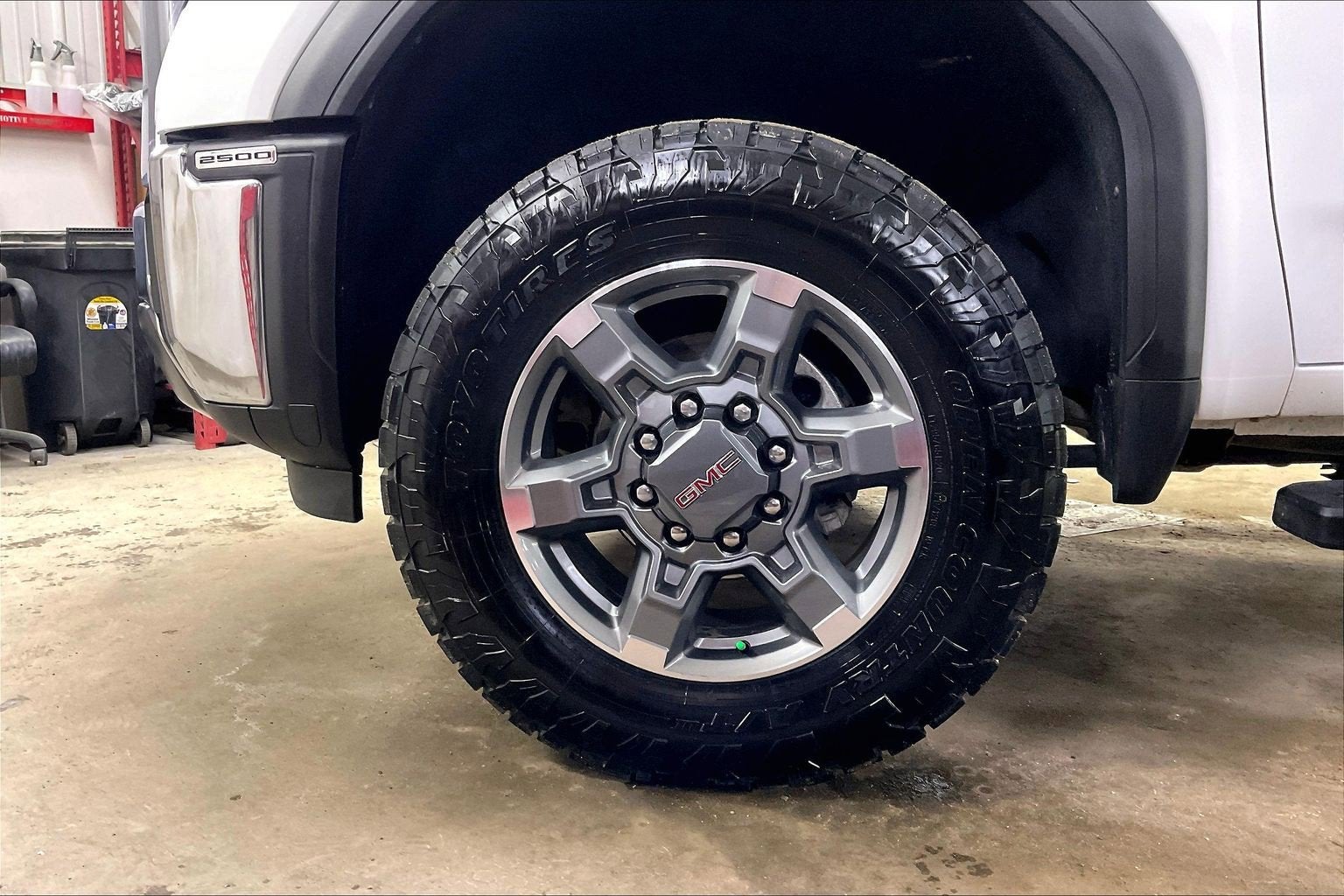 2025 GMC Sierra 2500HD SLT