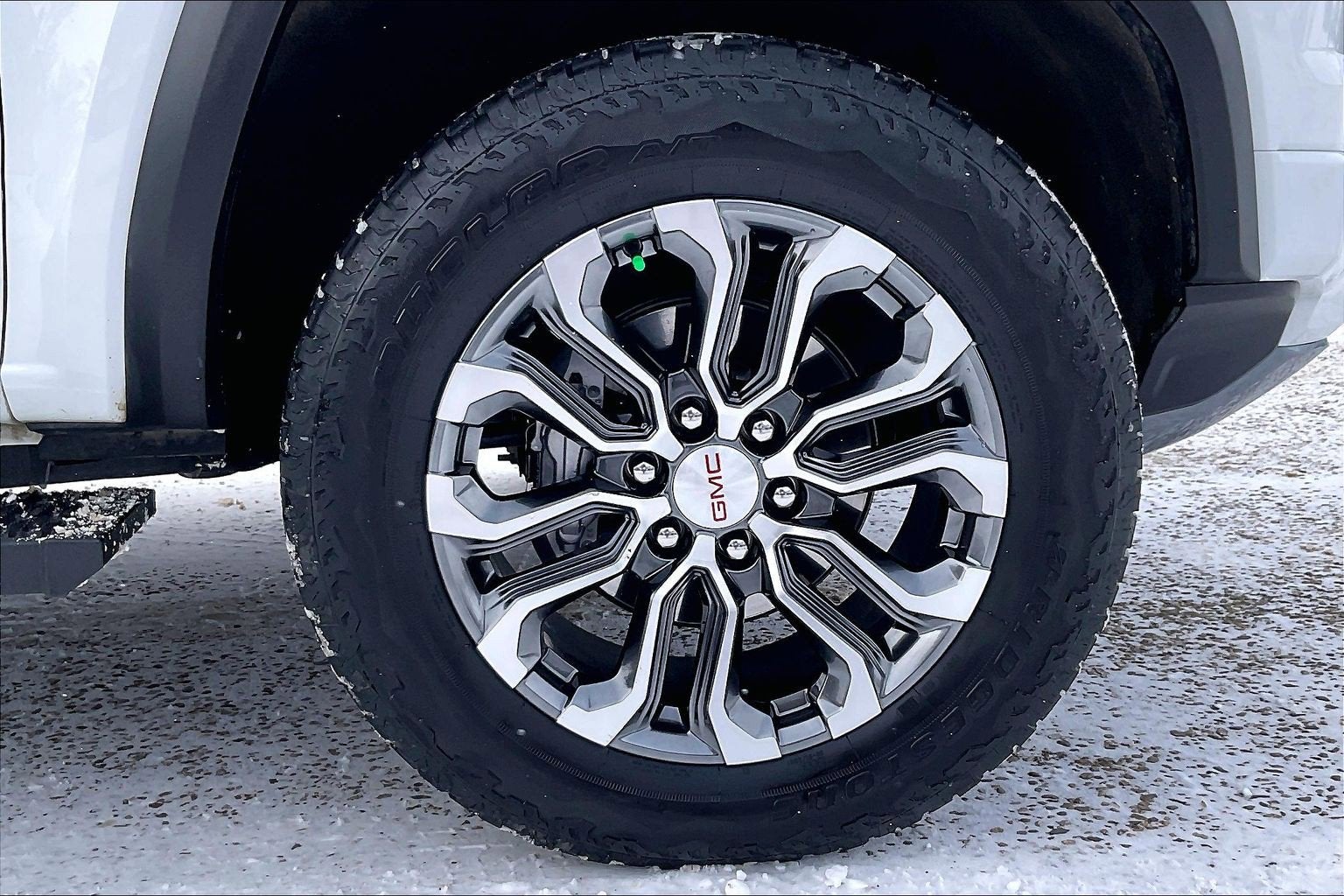 2023 GMC Canyon 4WD Denali