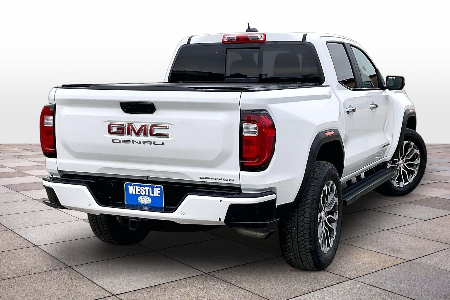 2023 GMC Canyon 4WD Denali