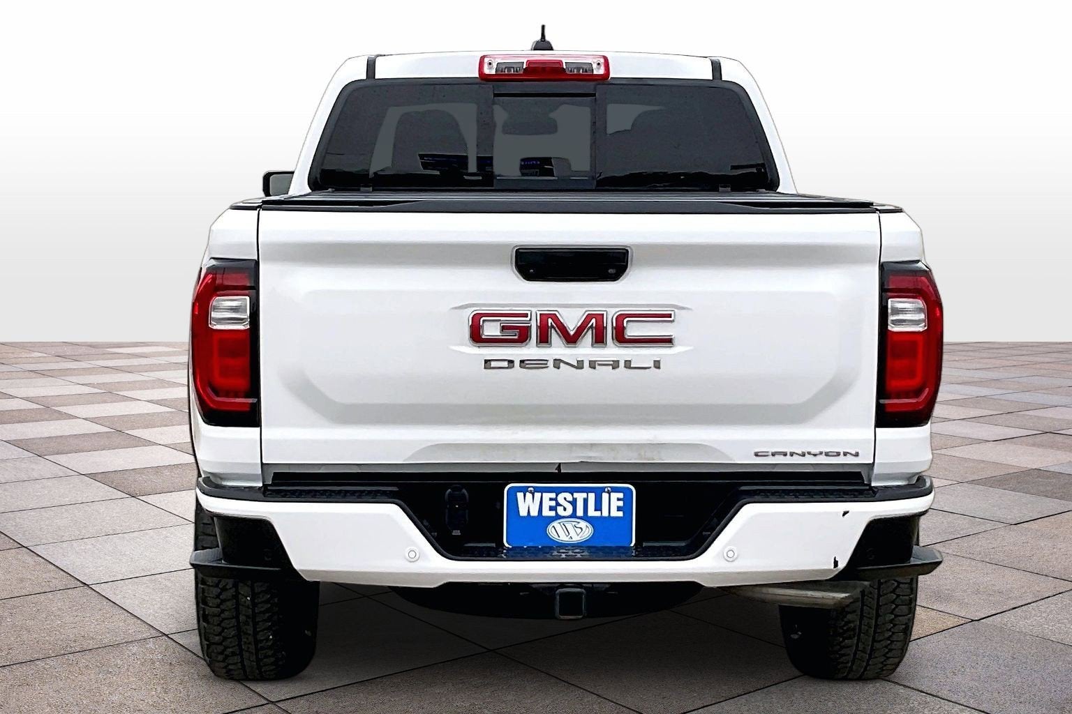 2023 GMC Canyon 4WD Denali