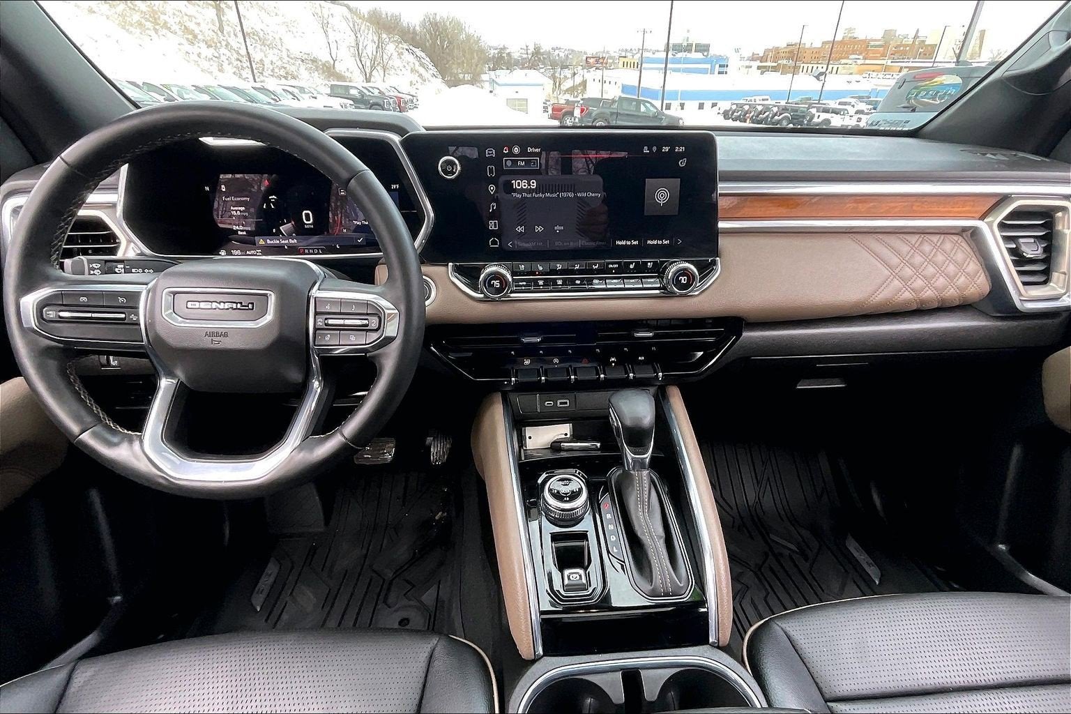 2023 GMC Canyon 4WD Denali