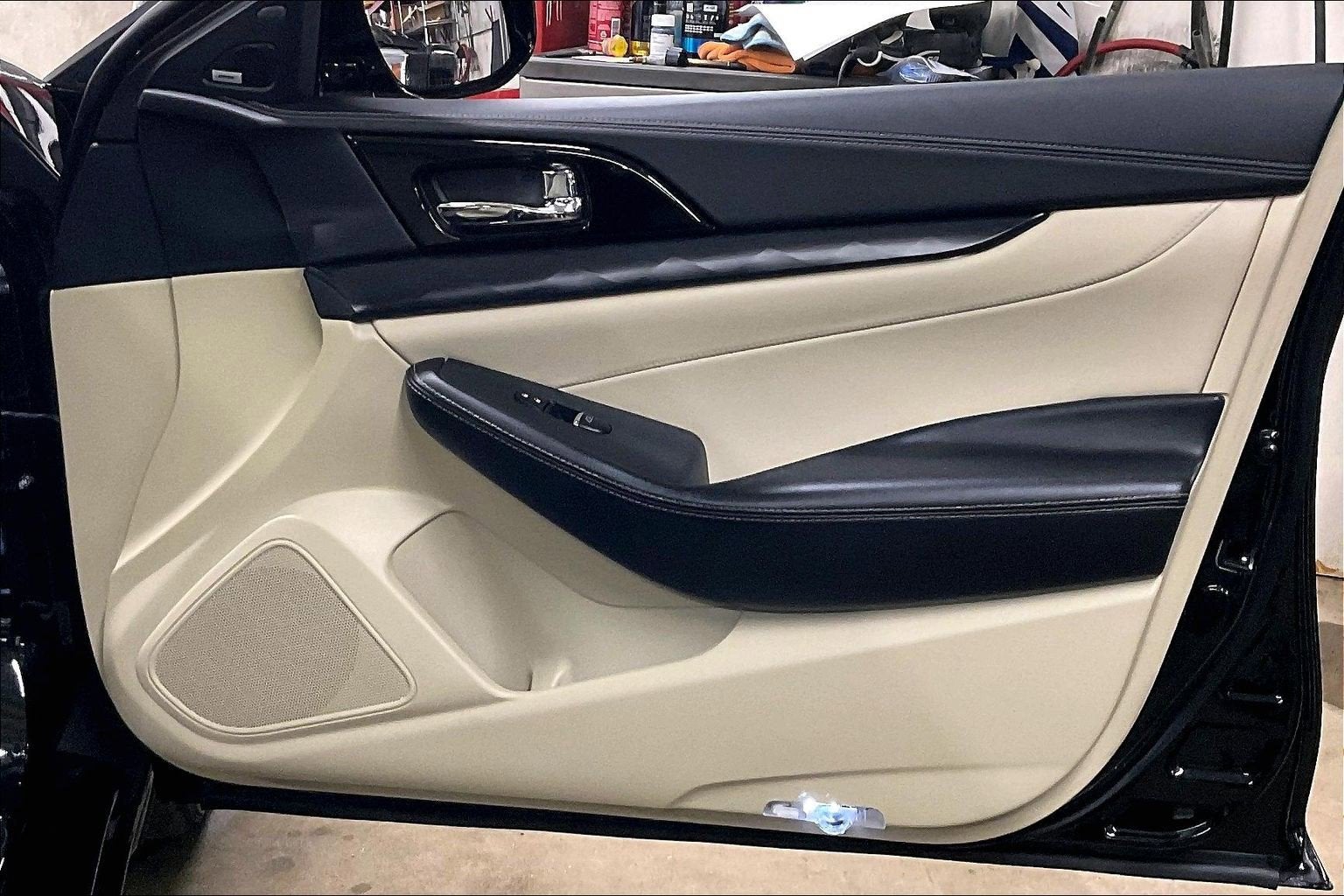 2023 Nissan Maxima Platinum